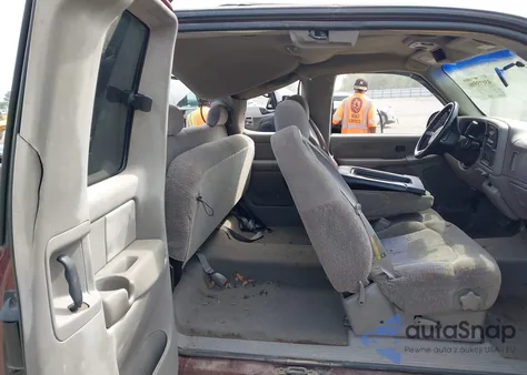 1999 Chevrolet Silverado 1500 Ls from USA, damaged, VIN 1GCEK19T1XE138050